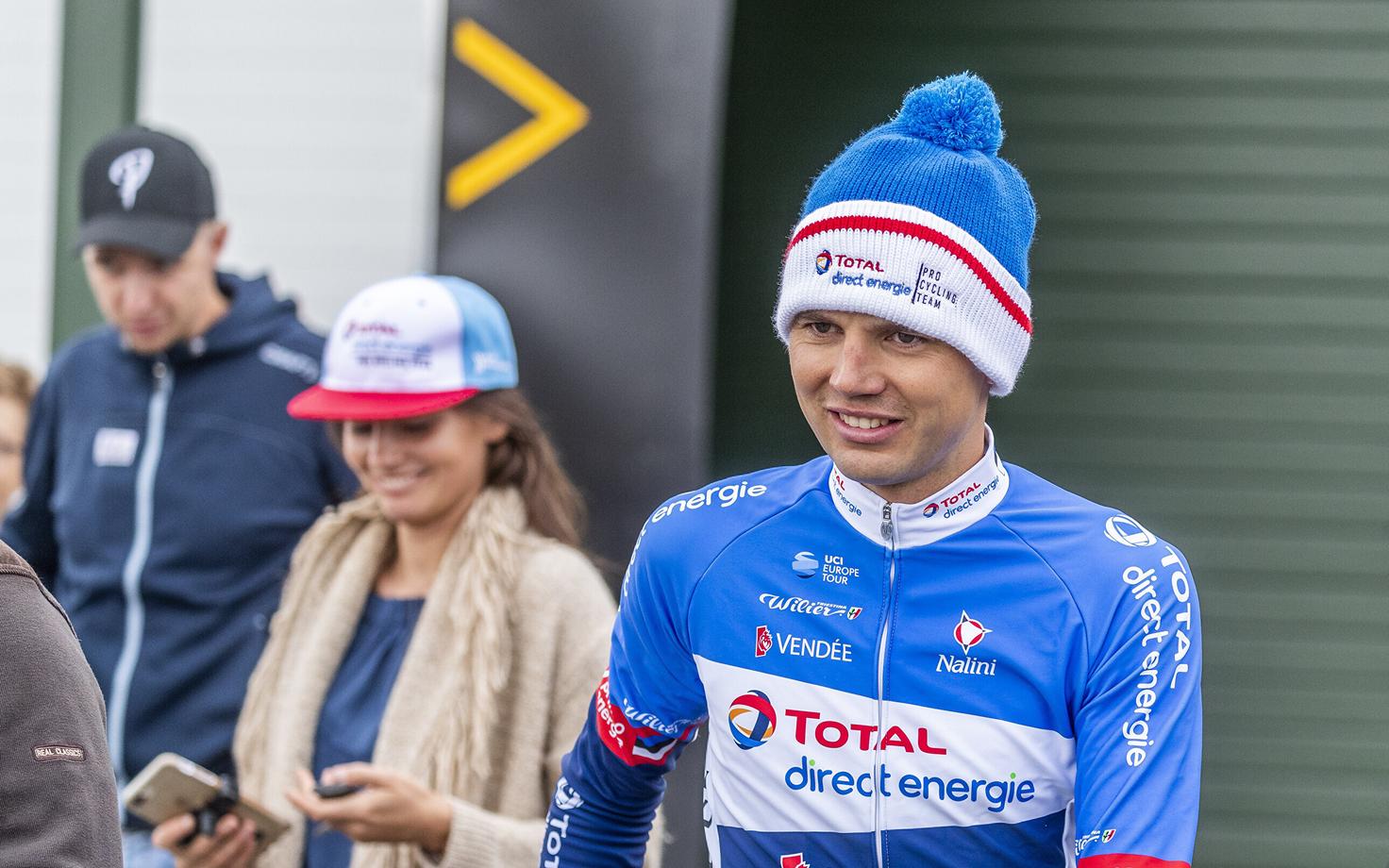 Rein Taaramäe peale temposõidu Eesti meistrivõistlusi autasustamist ootamas