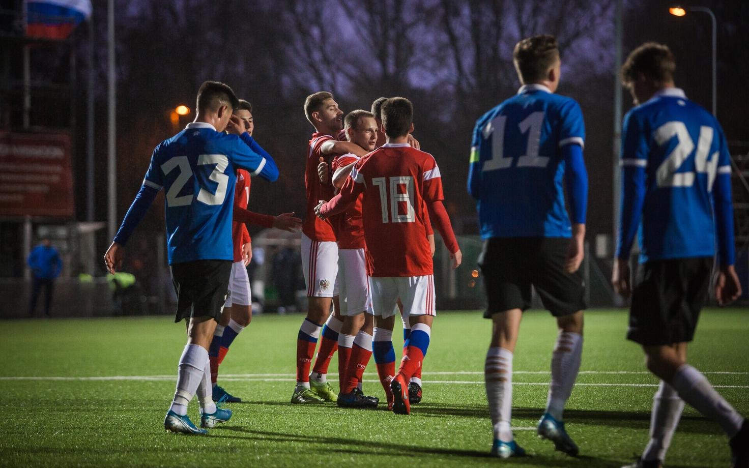 Eesti U-19 jalgpallikoondis mängus Venemaa eakaaslastega
