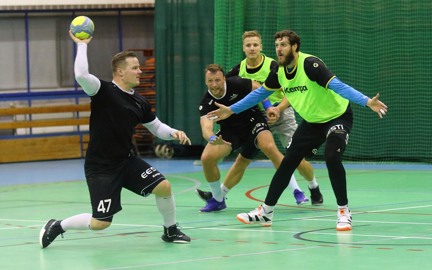 Eesti koondis treeninghoos – Kristo Voika, Martin Johannson, Sten Maasalu ja Mait Patrail