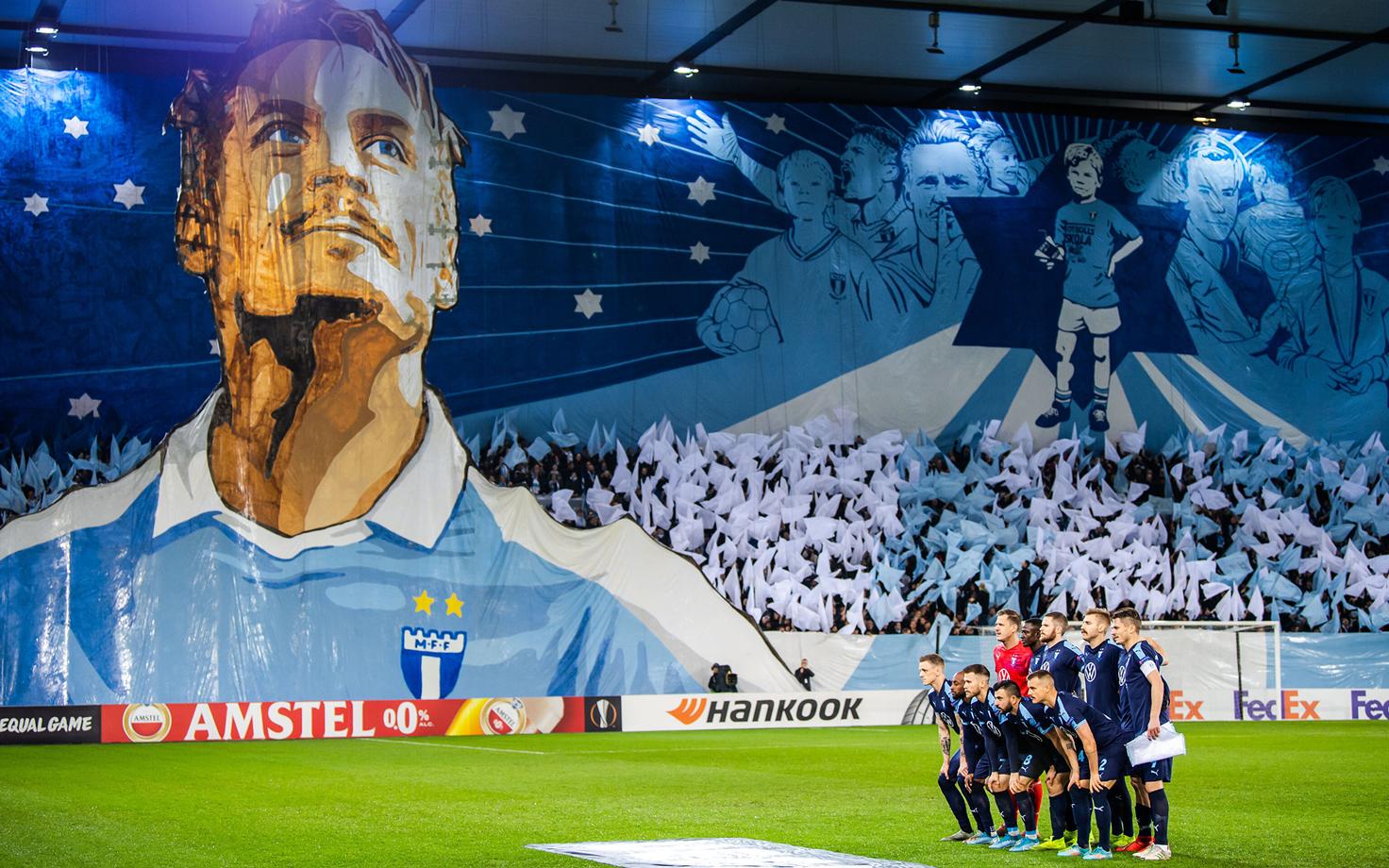 Malmö fännid avaldasid saapad varna riputavale Markus Rosenbergile kohtumise eel austust
