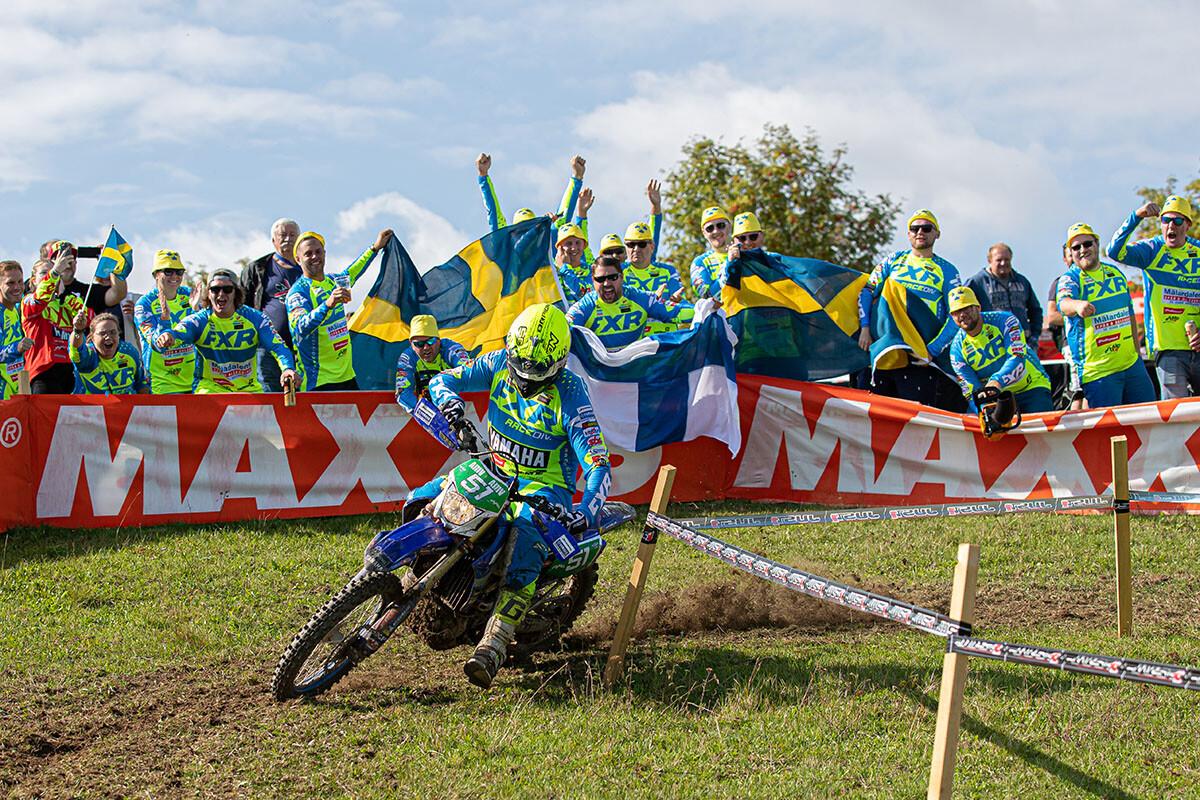 Priit Biene 2019. aasta viimasel MM-etapil, kus talle elas kaasa uur hulk Johansson MPE fänne