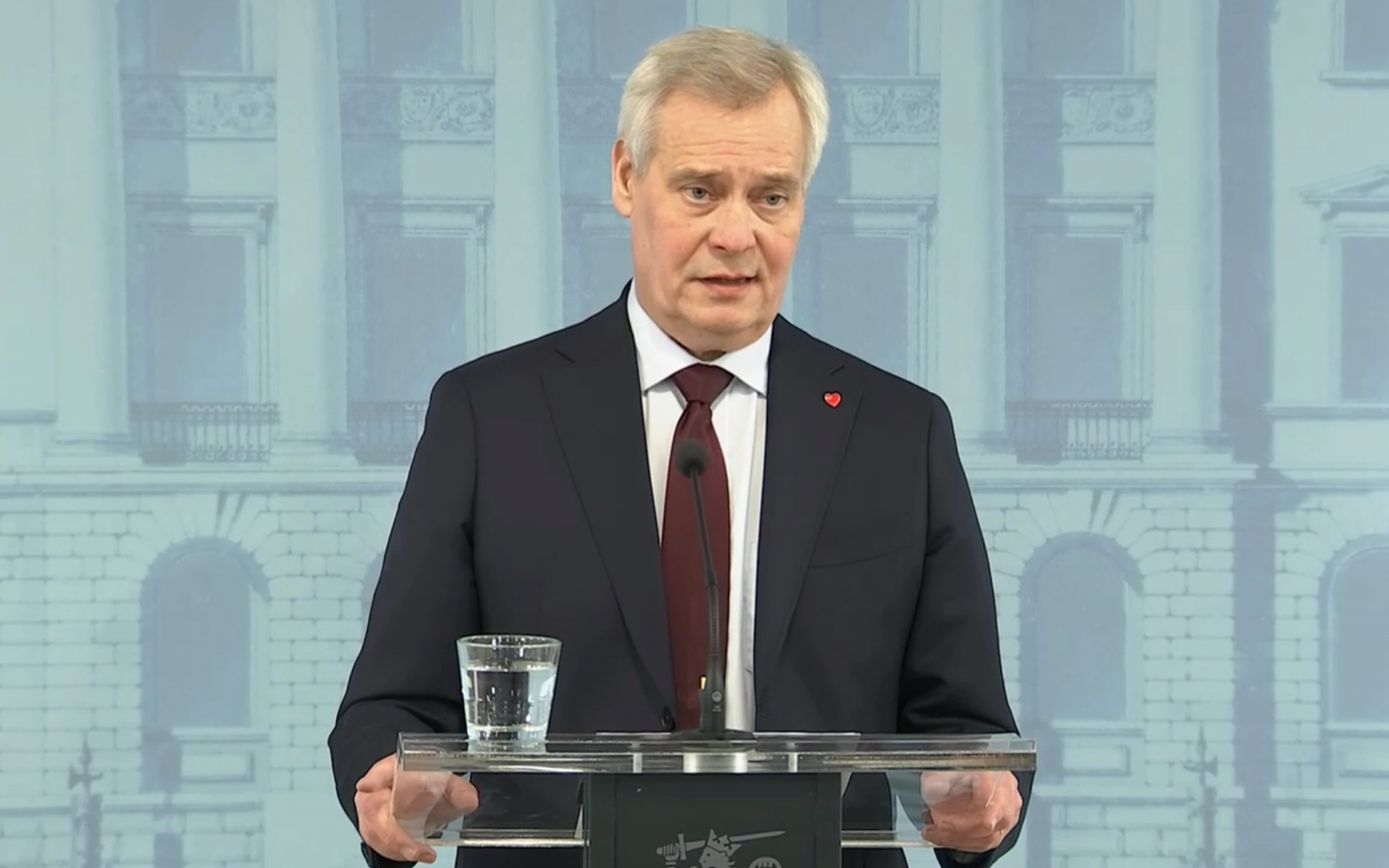 Antti Rinne pressikonverentsil