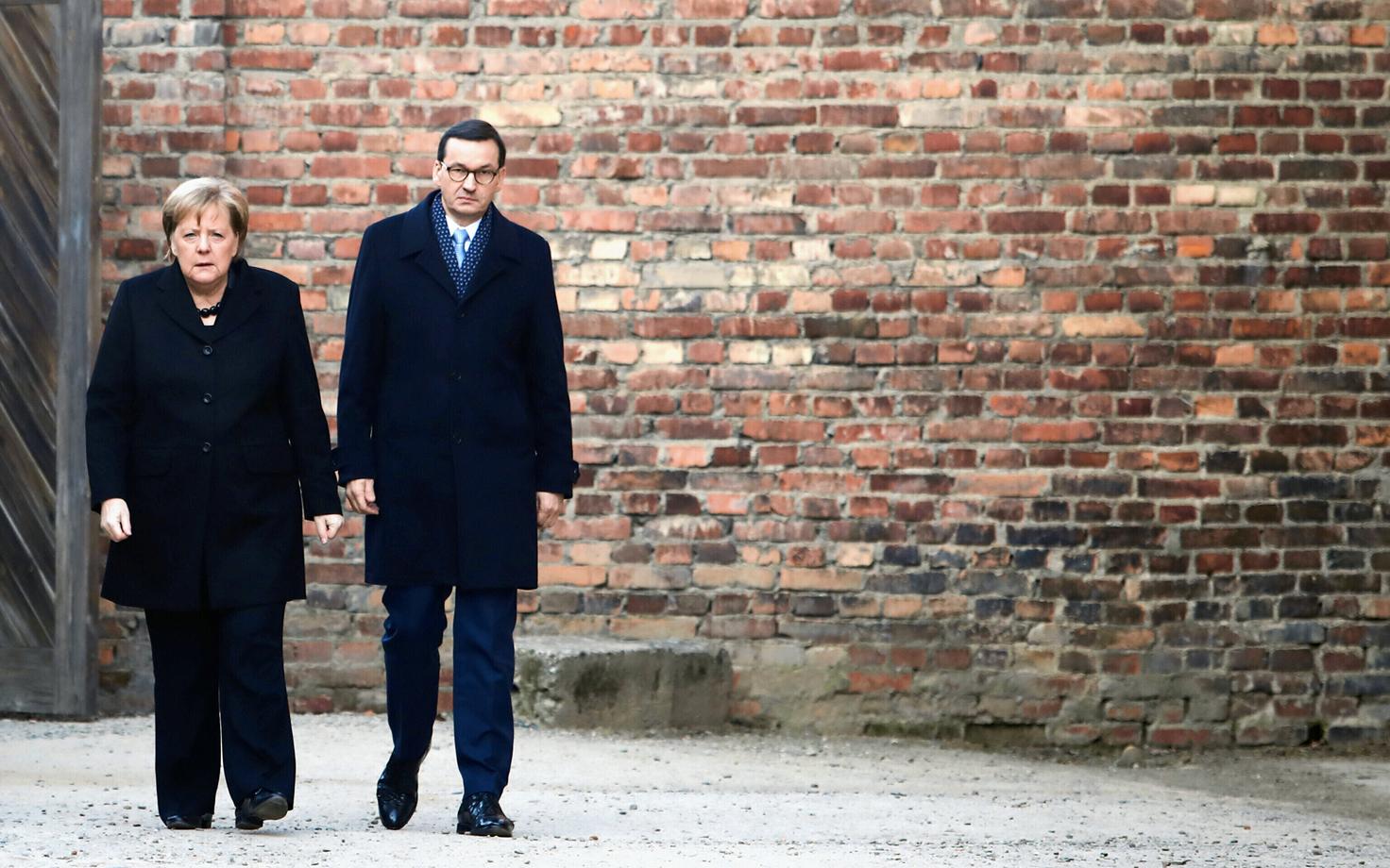 Morawiecki ja Merkel Auschwitz-Birkenau memoriaalis Oswiecimis.