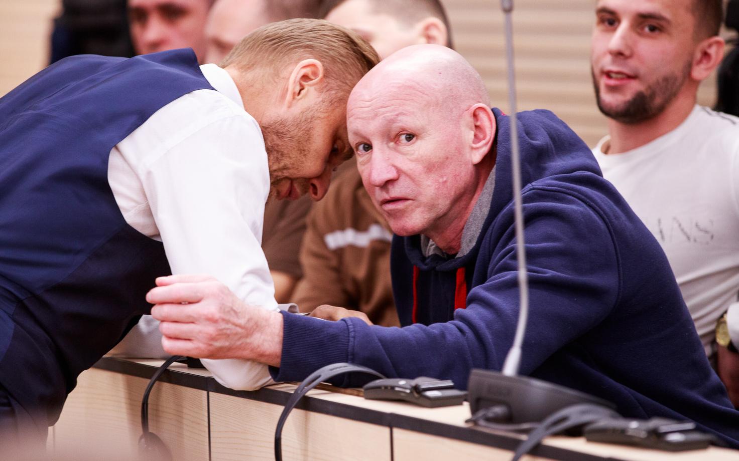 Владимир Садеков (слева) убежден, что прокуратура не смогла представить доказательства вины Вячеслава Гулевича (справа).