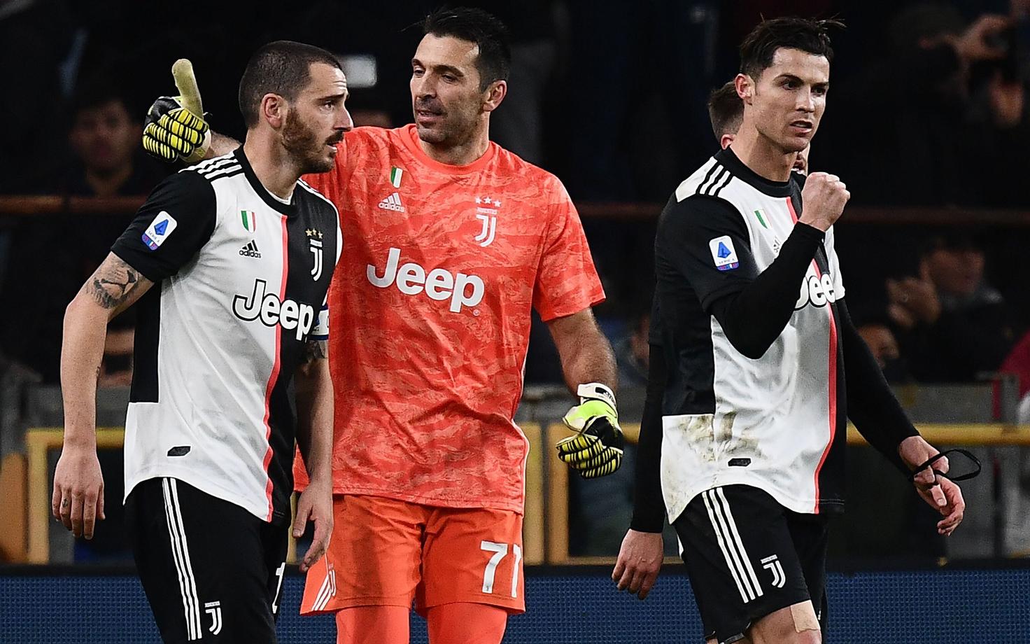 Leonardo Bonucci, Gianluigi Buffon ja Cristiano Ronaldo pärast Juventuse võitu
