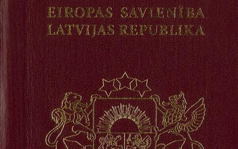 Läti pass.