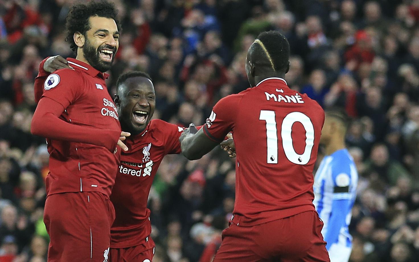 Mohamed Salah (vasakul), Naby Keita ja Sadio Mane
