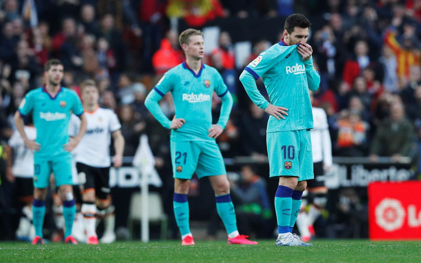 Barcelona mängijad kohtumises Valencia vastu
