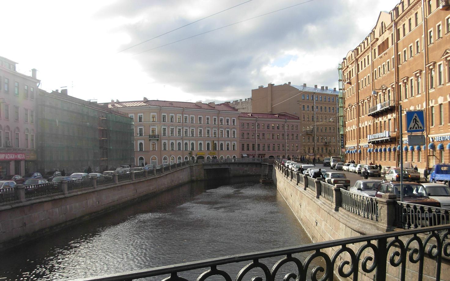 Санкт-Петербург.