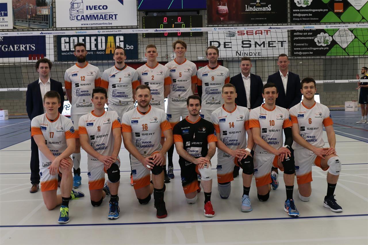 Markkus Keel (number 17) koduklubi Aalsti Lindemansiga