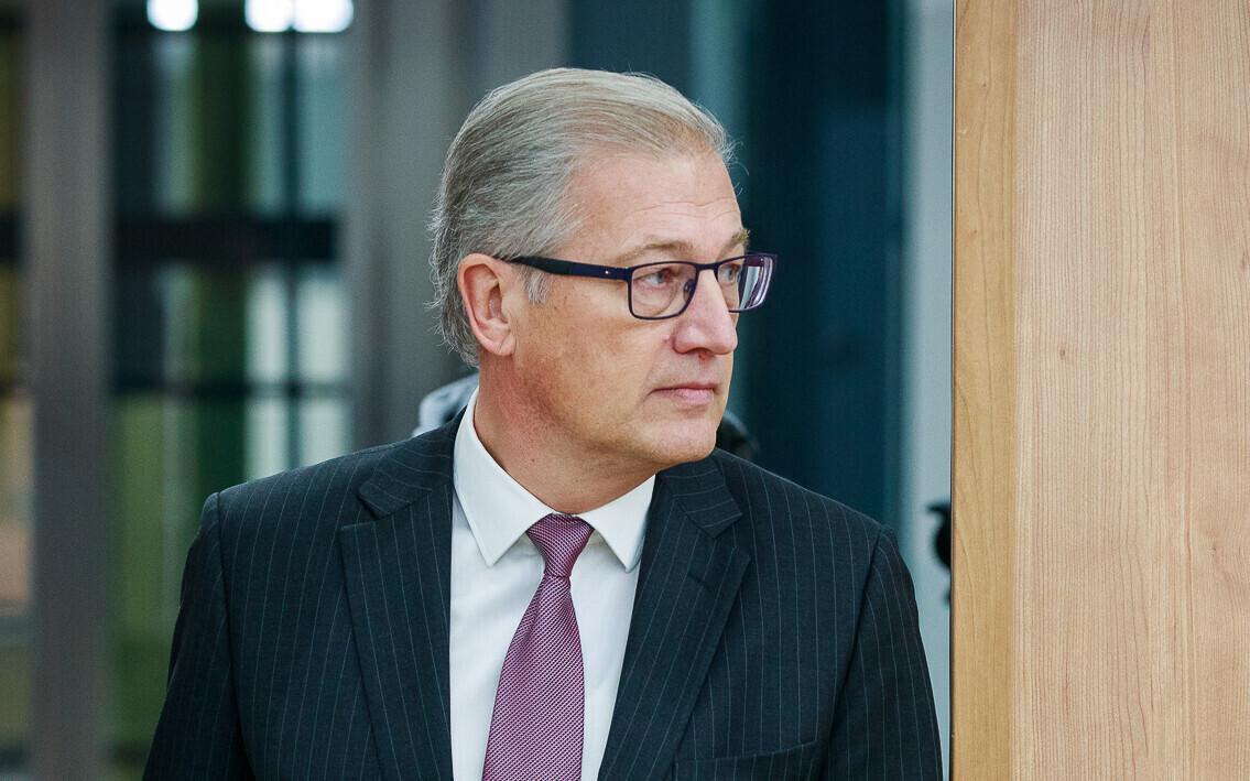 Vandeadvokaat Aivar Pilv.