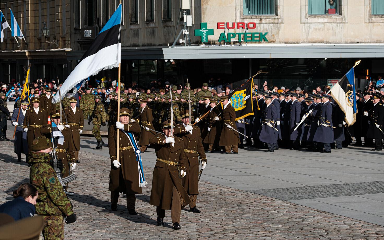 Vabariigi aastapäeva paraad Tallinnas