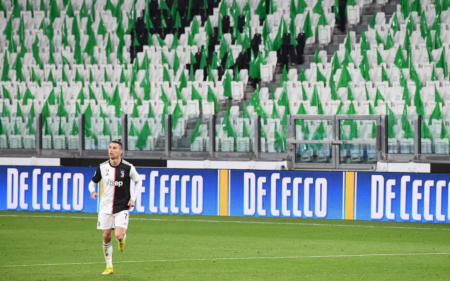 Tühjad tribüünid Juventuse kodustaadionil