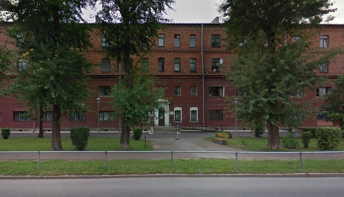 Нарвский ЗАГС работает.