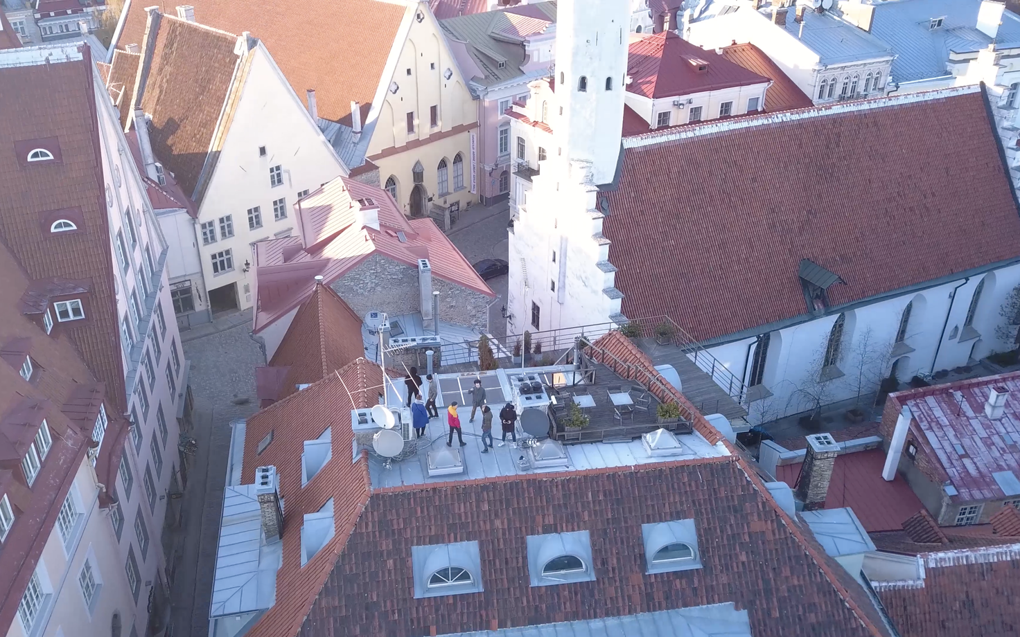 +372 ülekanne tuuakse vaatajateni Tallinna vanalinna katuselt