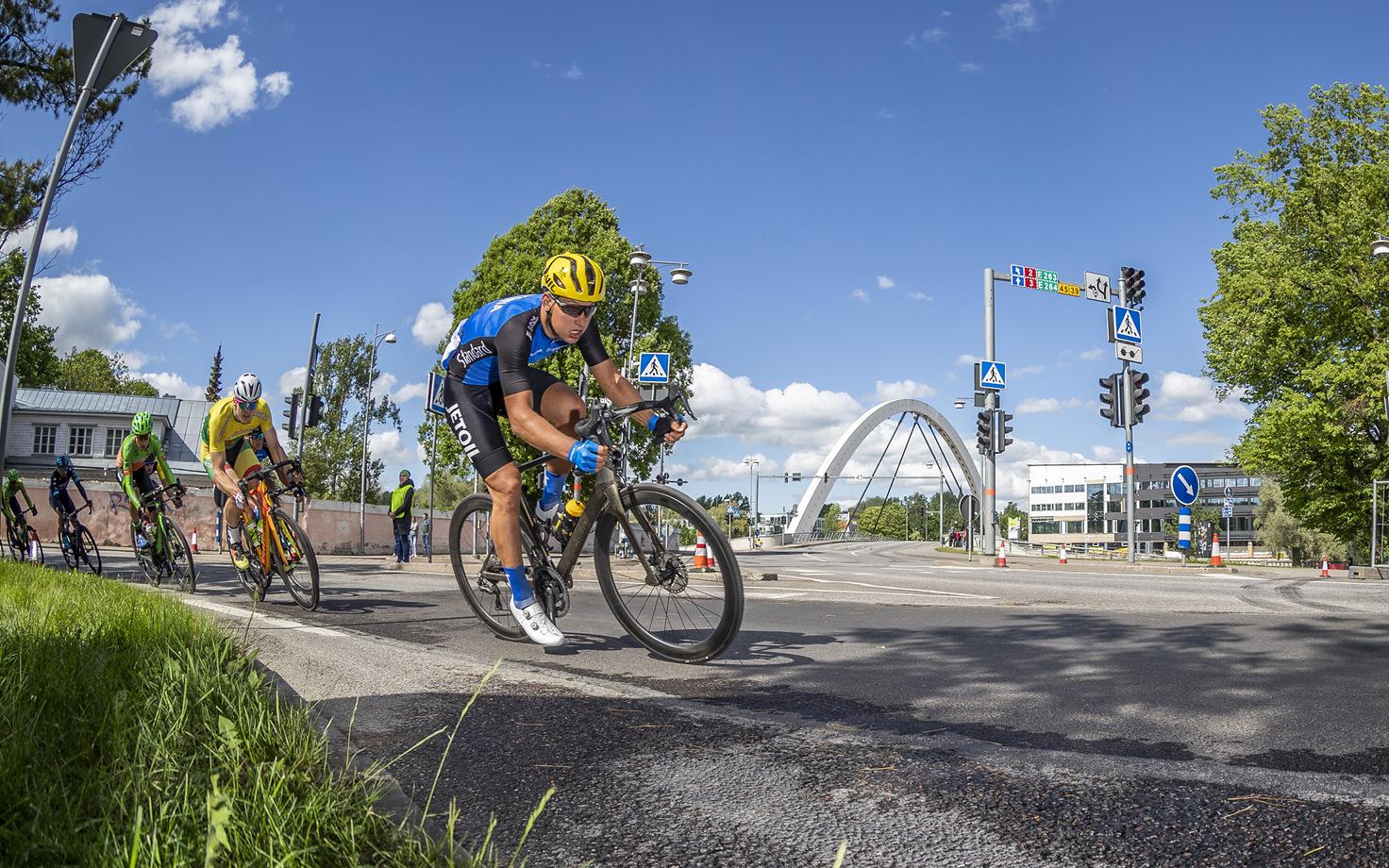 Oskar Nisu Tour of Estonial