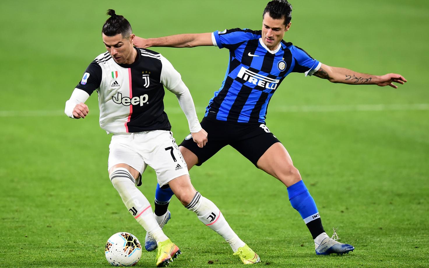 Cristiano Ronaldo ja Antonio Candreva