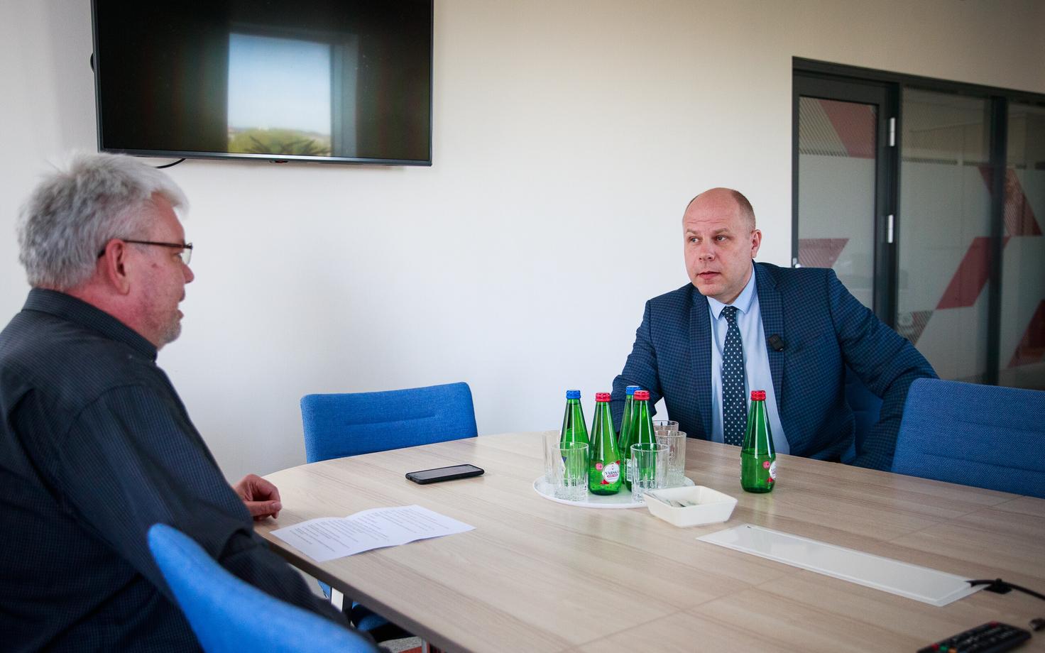 Toomas Sildami intervjuu Raul Siemiga.