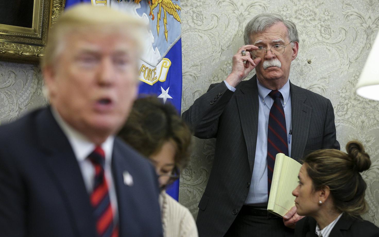 John Bolton ja president Donald Tump.