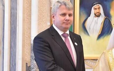 Яан Рейнхольд.