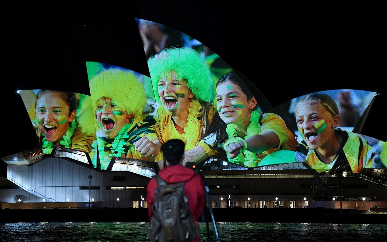Austraalia ja Uus-Meremaa ühiskandidatuur leidis sümboolset toetust ka Sydney ooperimaja eksterjööril