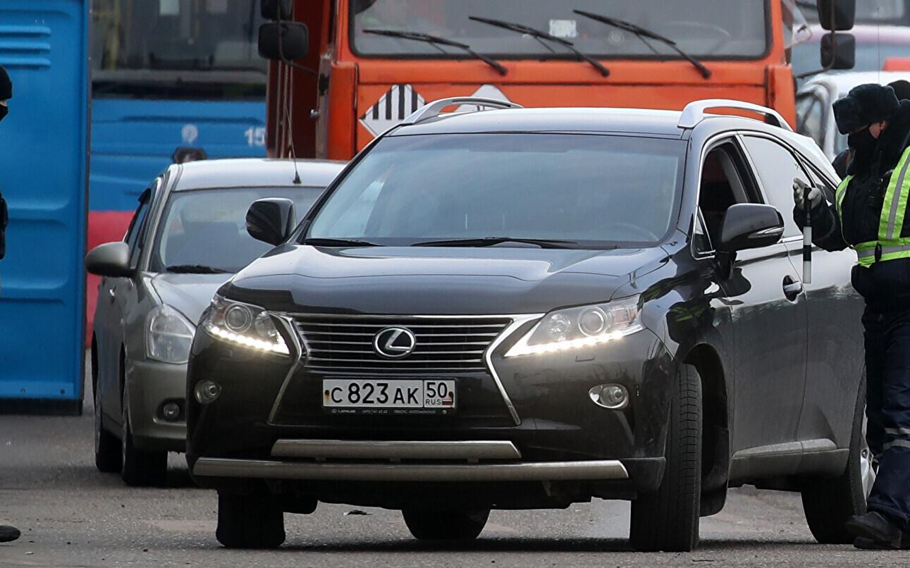 Vene numbrimärgiga autod (foto on illustratiivne).