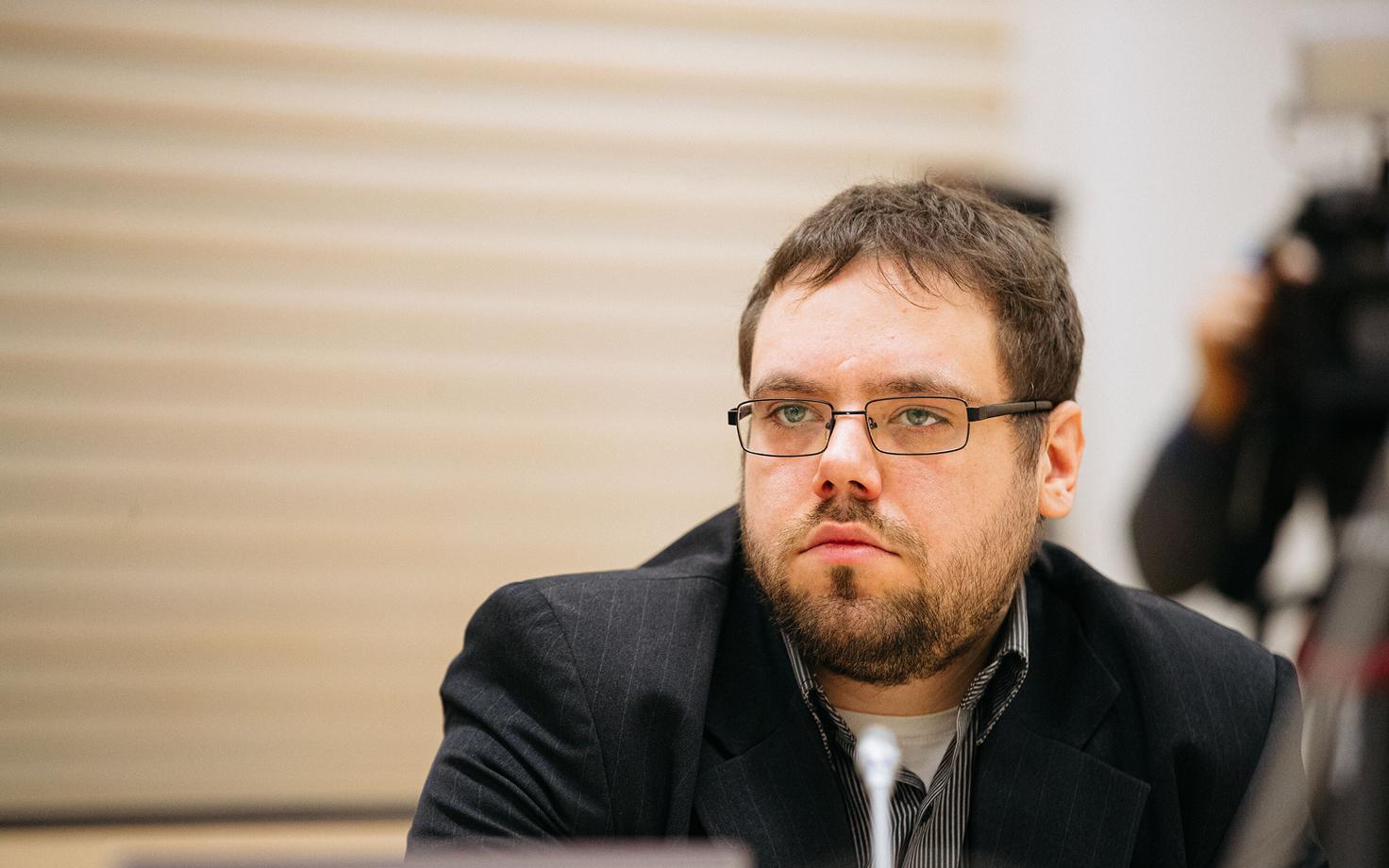 Muusik Raivo Rätte ehk Kõmmari tapmises süüdi mõistetud Karel Šmutov kohtu ees