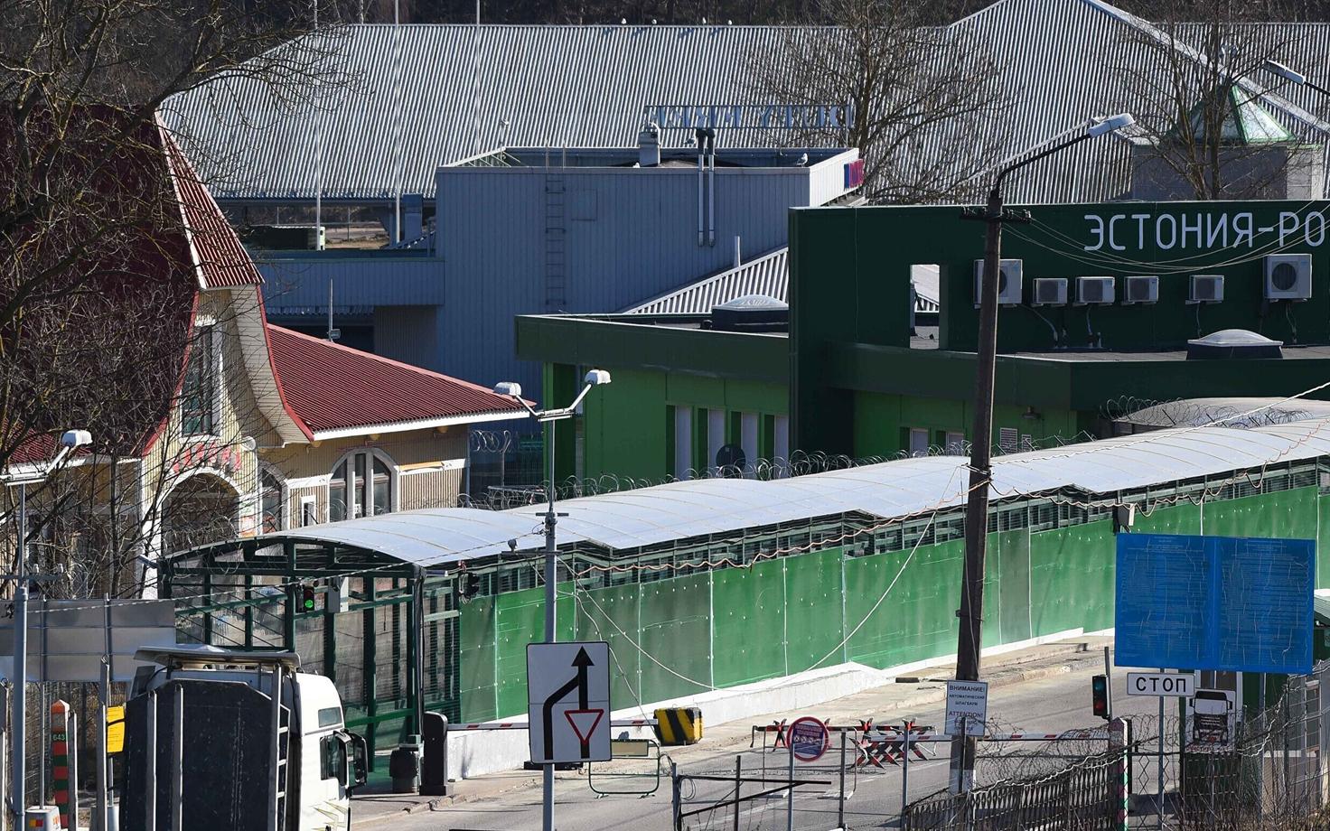 Погранпункт в Ивангороде.