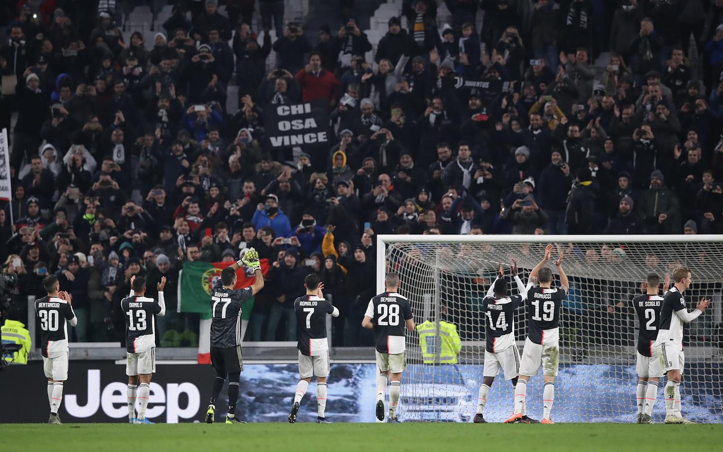 Juventus tänamas oma fänne