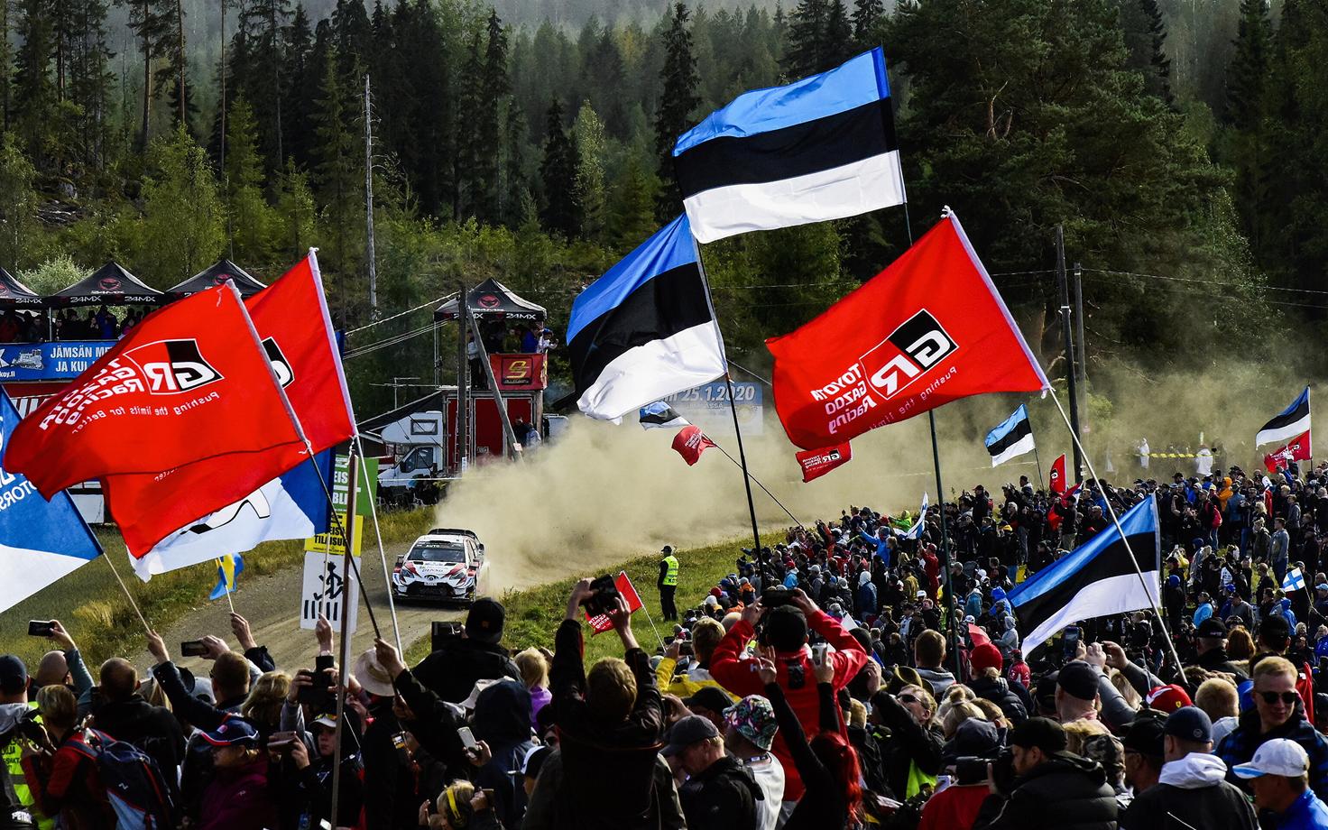 Publik Soome rallil.
