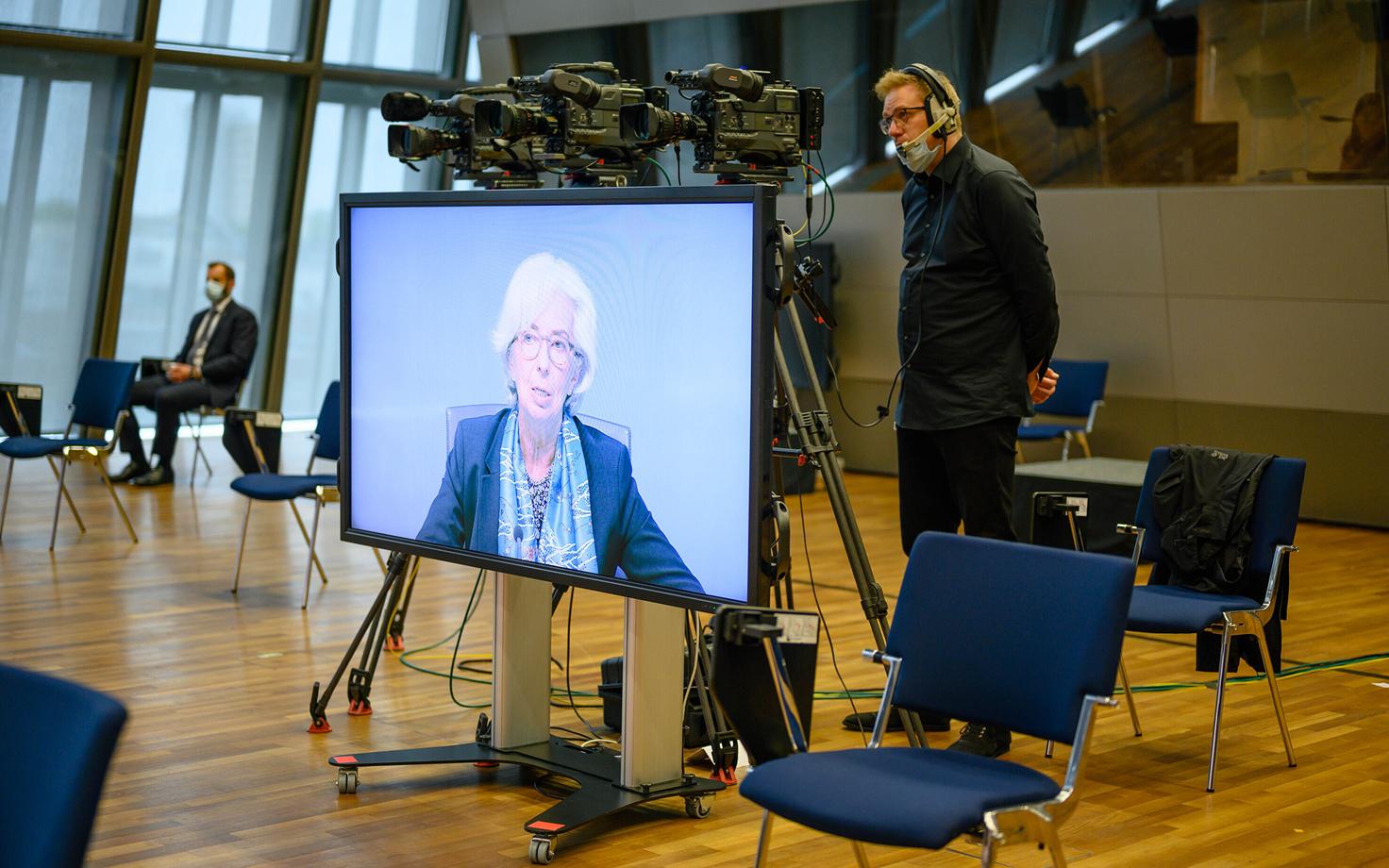 Euroopa keskpanga president Christine Lagarde pressikonverentsil.
