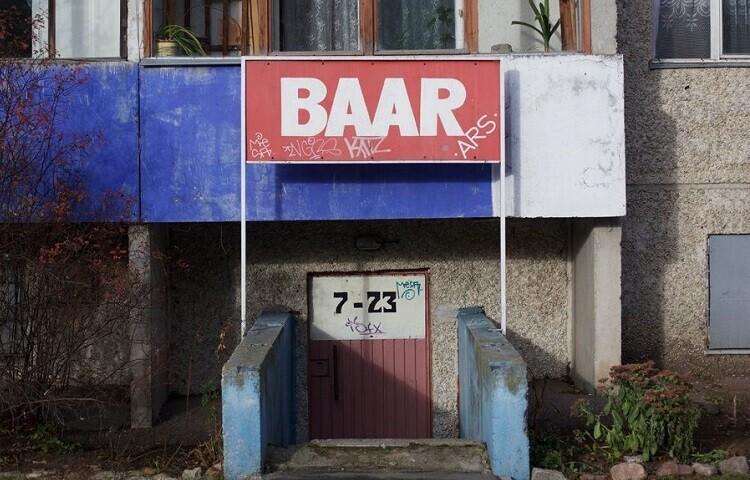 Baar Lasnamäel.