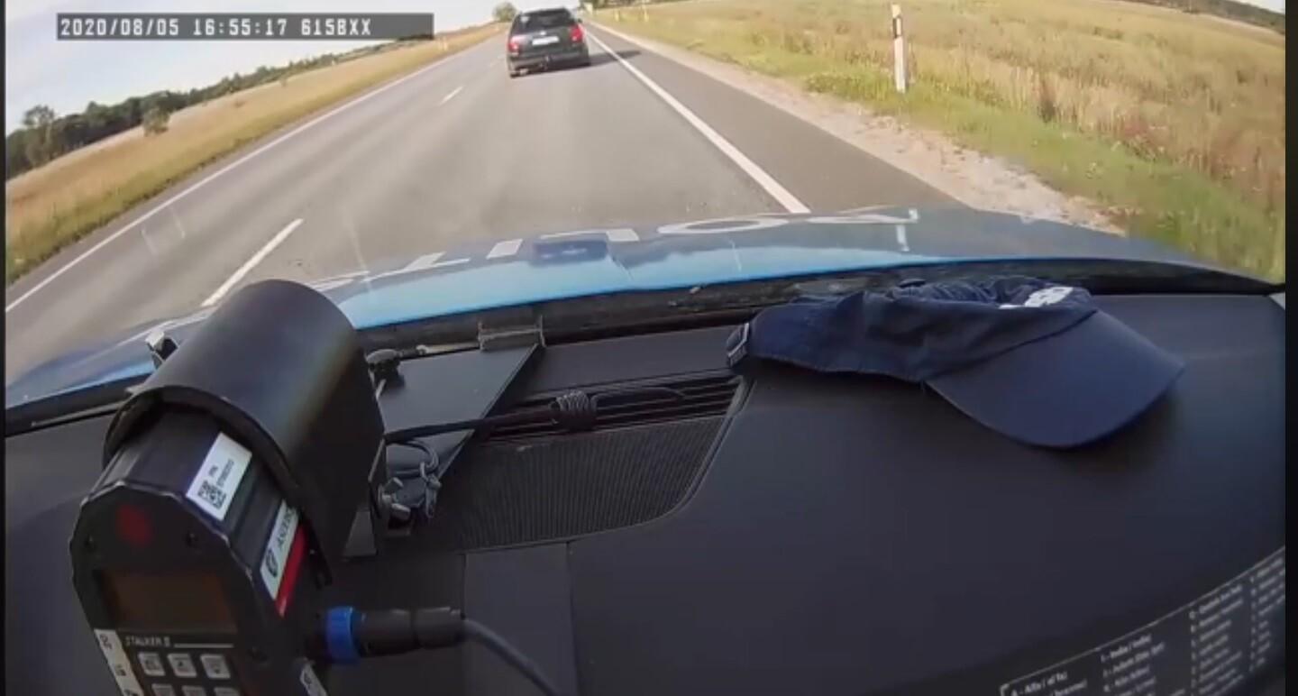 Скриншот с видео.