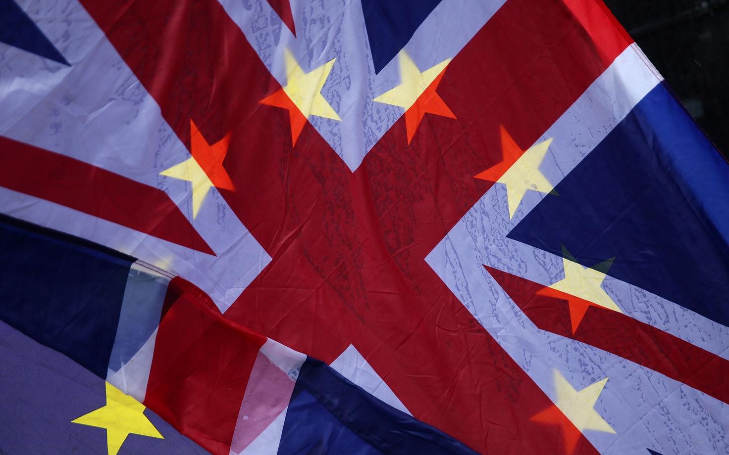 Suurbritannia ja Euroopa Liidu lipp.