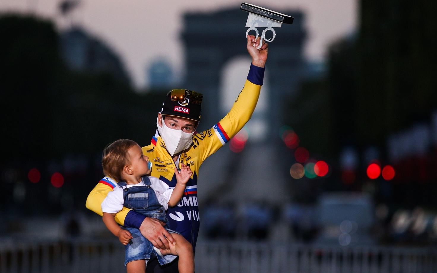 Primož Roglic Tour de France'i pjedestaalil