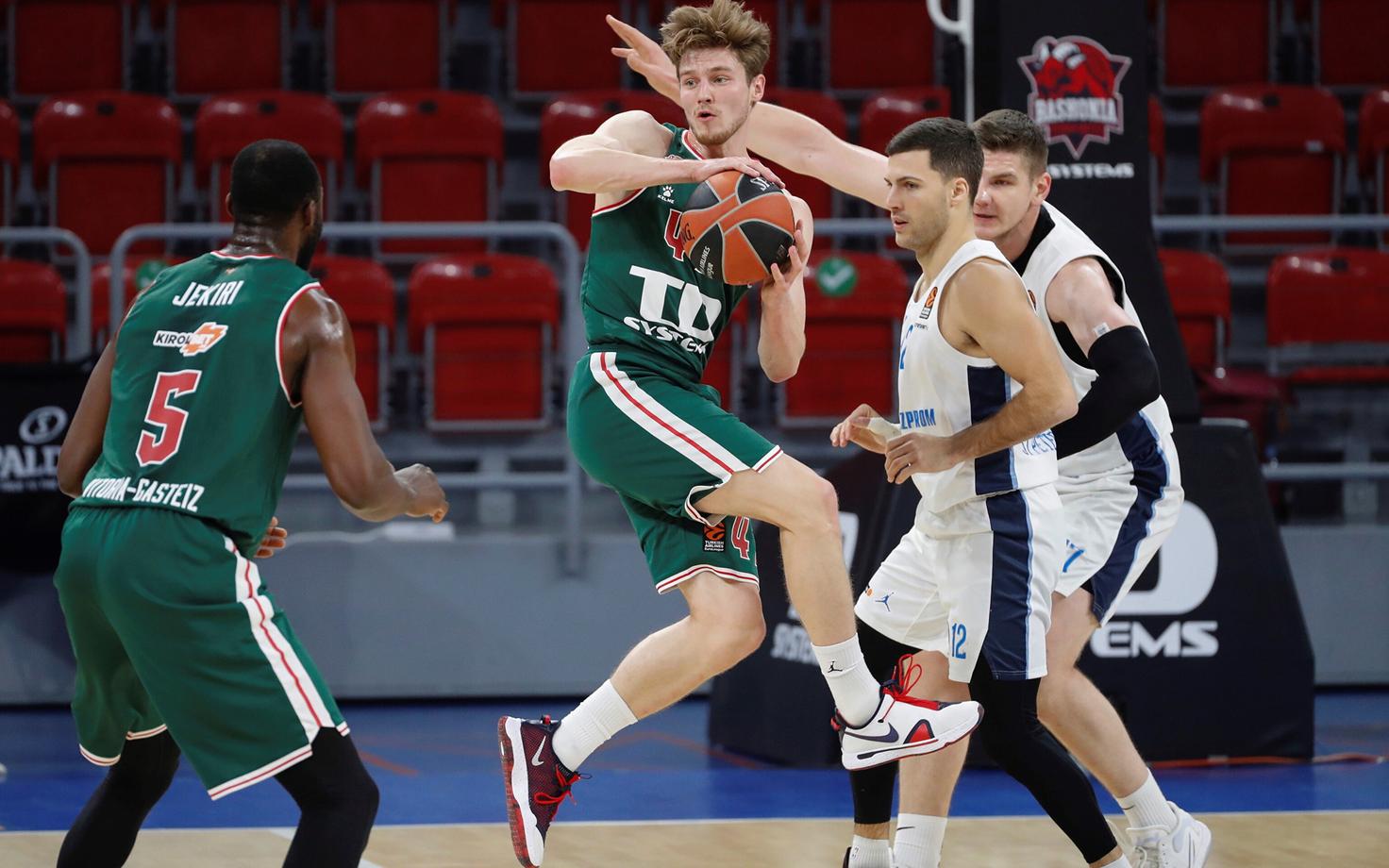 Vitoria Baskonia jäi koduväljakul Peterburi Zeniidile alla, Sander Raieste mänguaega ei teeninud.
