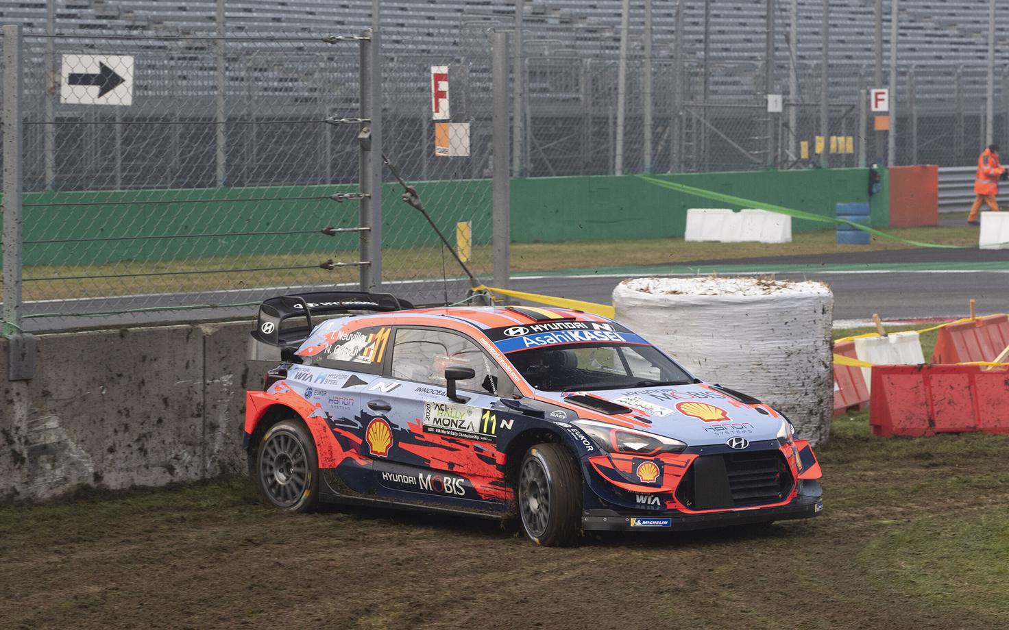 Thierry Neuville - Nicolas Gilsoul