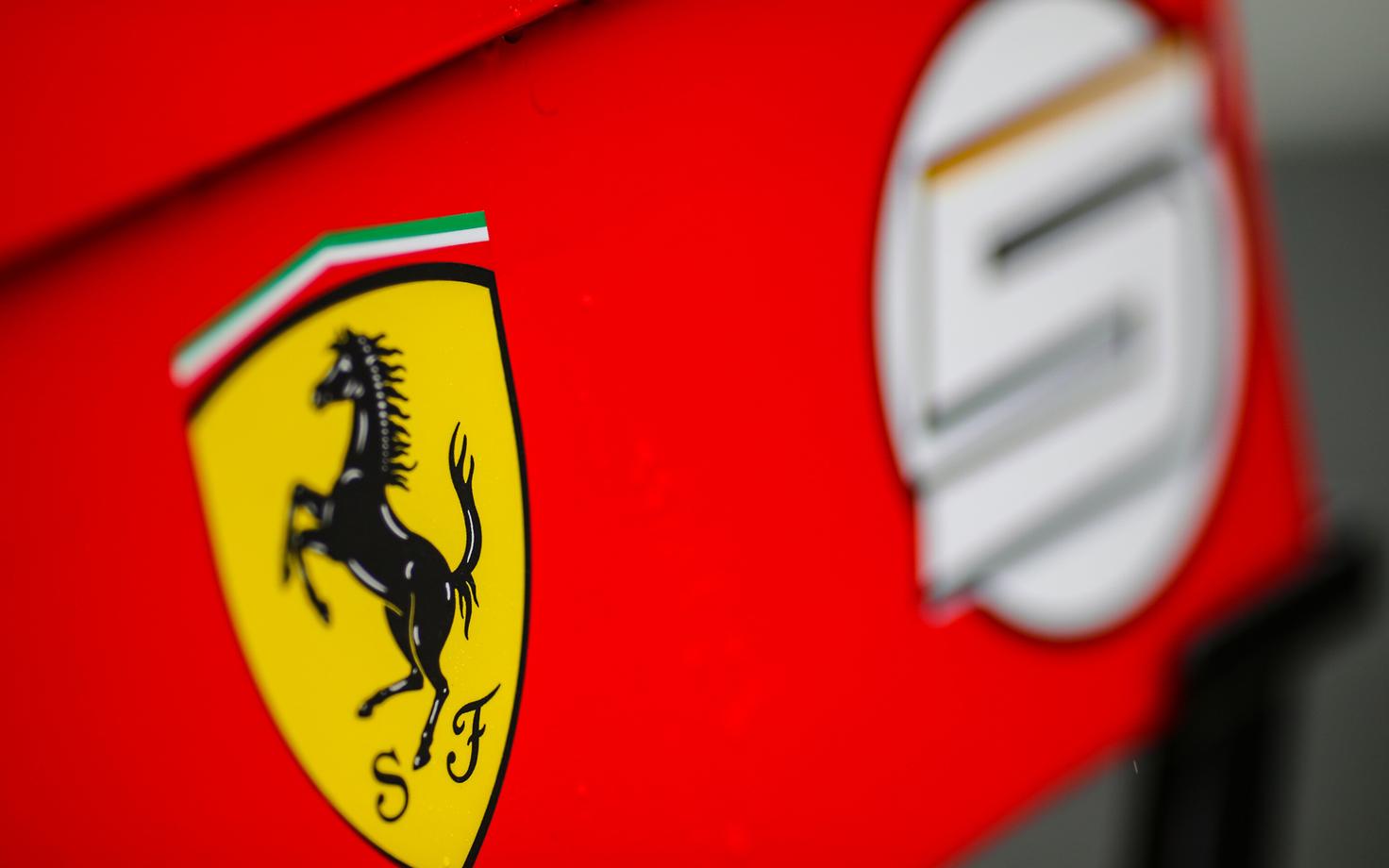 Ferrari logo