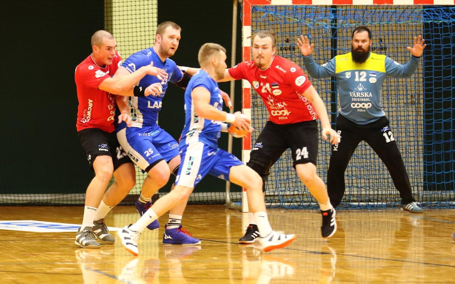 Serviti kaitse ja väravavaht Eston Varusk lubasid kehralastel avapoolajal vaid üheksa väravat visata.