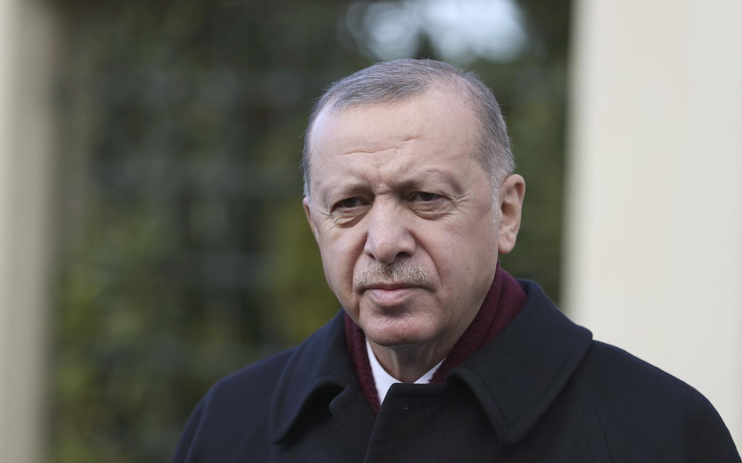 Türgi president Recep Tayyip Erdogan sel reedel reporteritega rääkimas