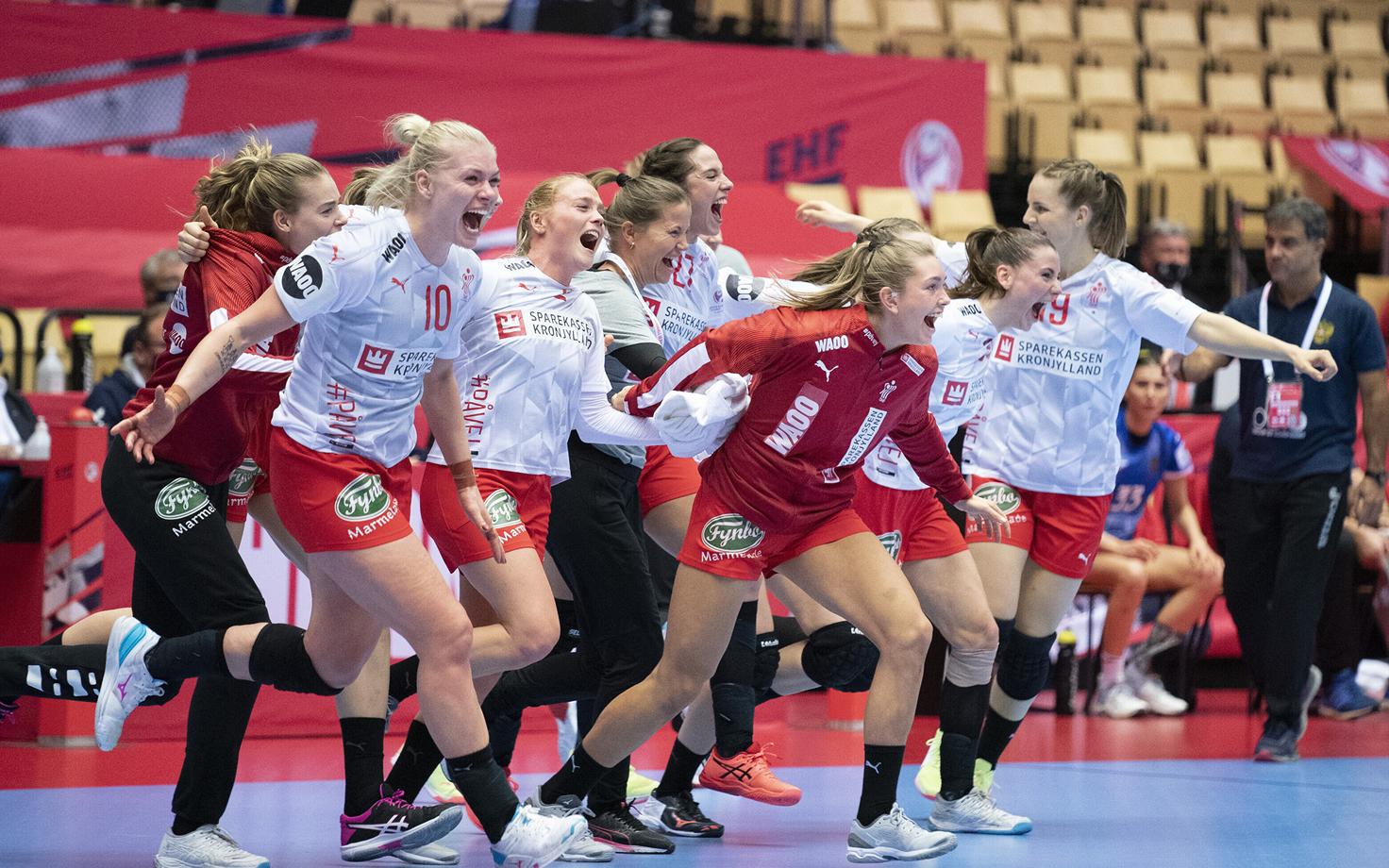 Taani naiste käsipallikoondis