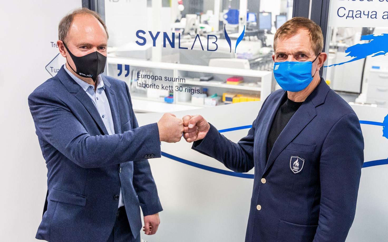 SYNLAB Eesti juhatuse liige Rainer Aamisepp ja EOK president Urmas Sõõrumaa