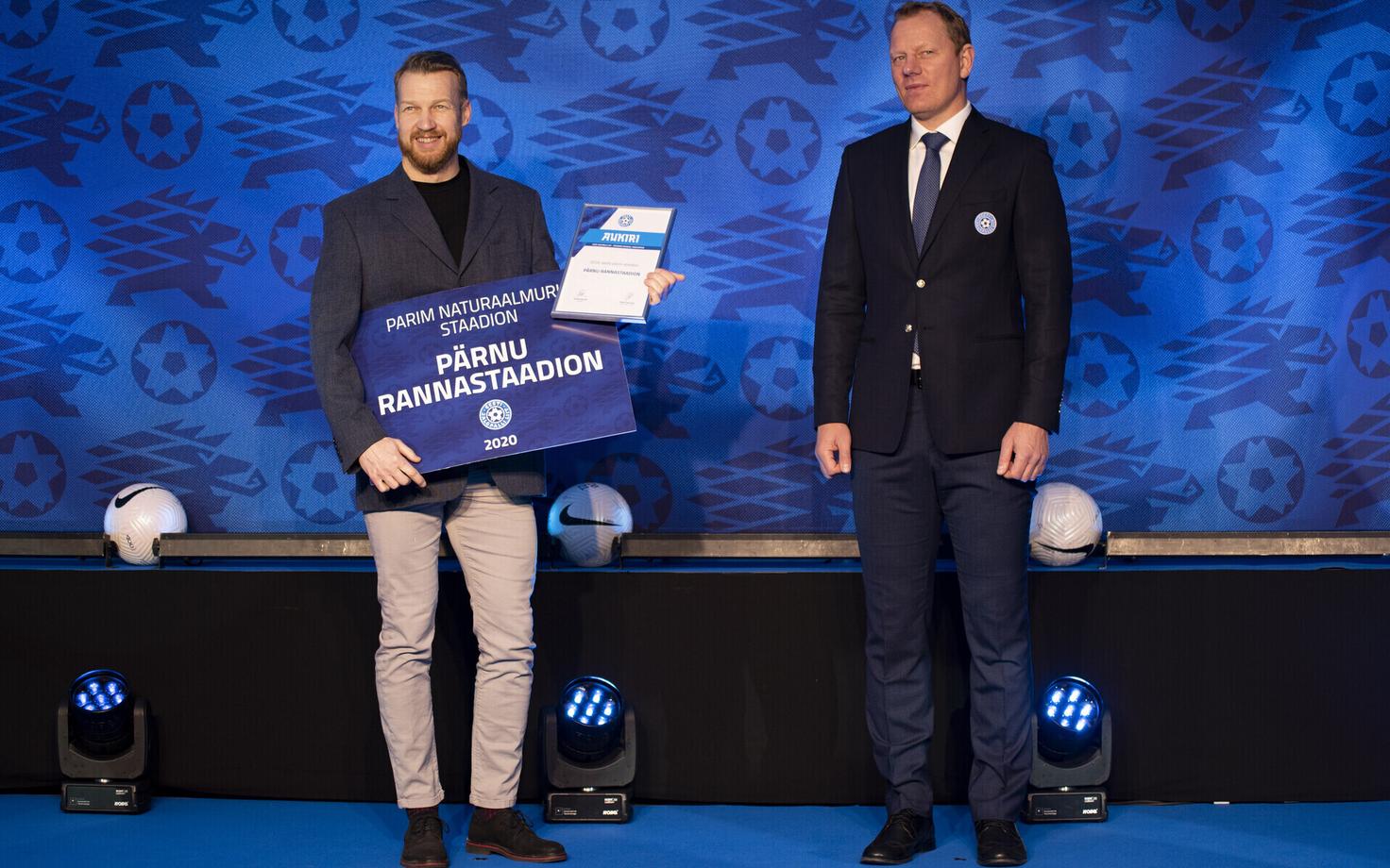 Pärnu rannastaadion valiti parimaks naturaalmuruga väljakuks.