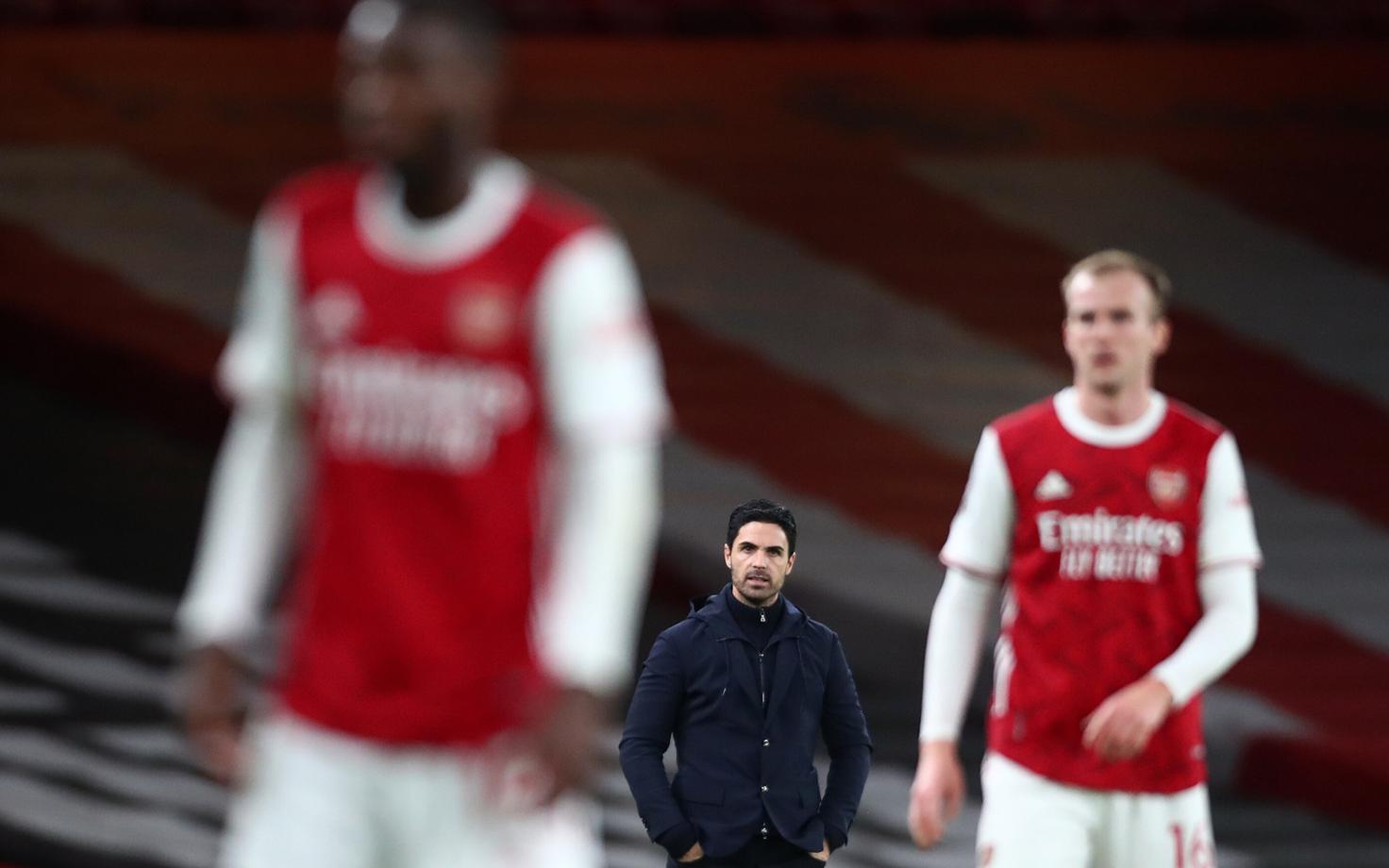 Mikel Arteta (keskel)