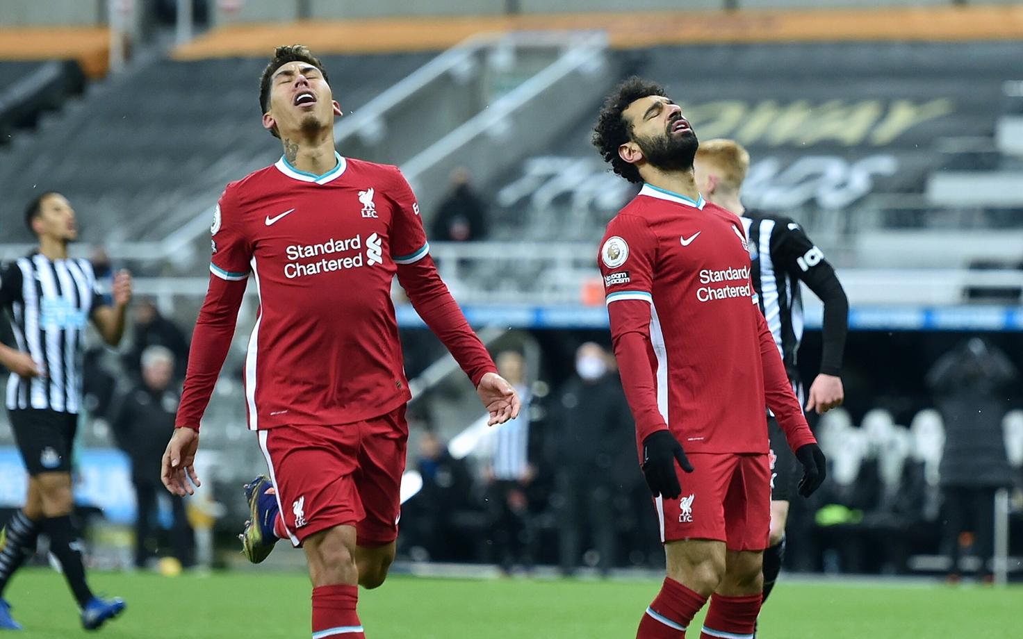 Liverpooli mängijad Roberto Firmino ja Mohamed Salah