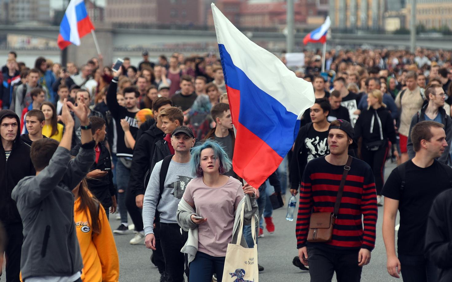 Kui Vene töötajad millegi üle protestivad, sekkuvad asjasse ametiühingud.