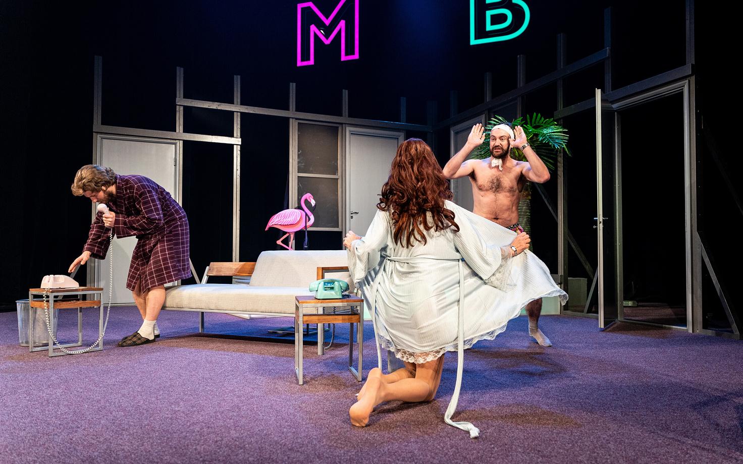 Rakvere teatris jõuab publiku ette Peeter Raudsepa lavastatud komöödia