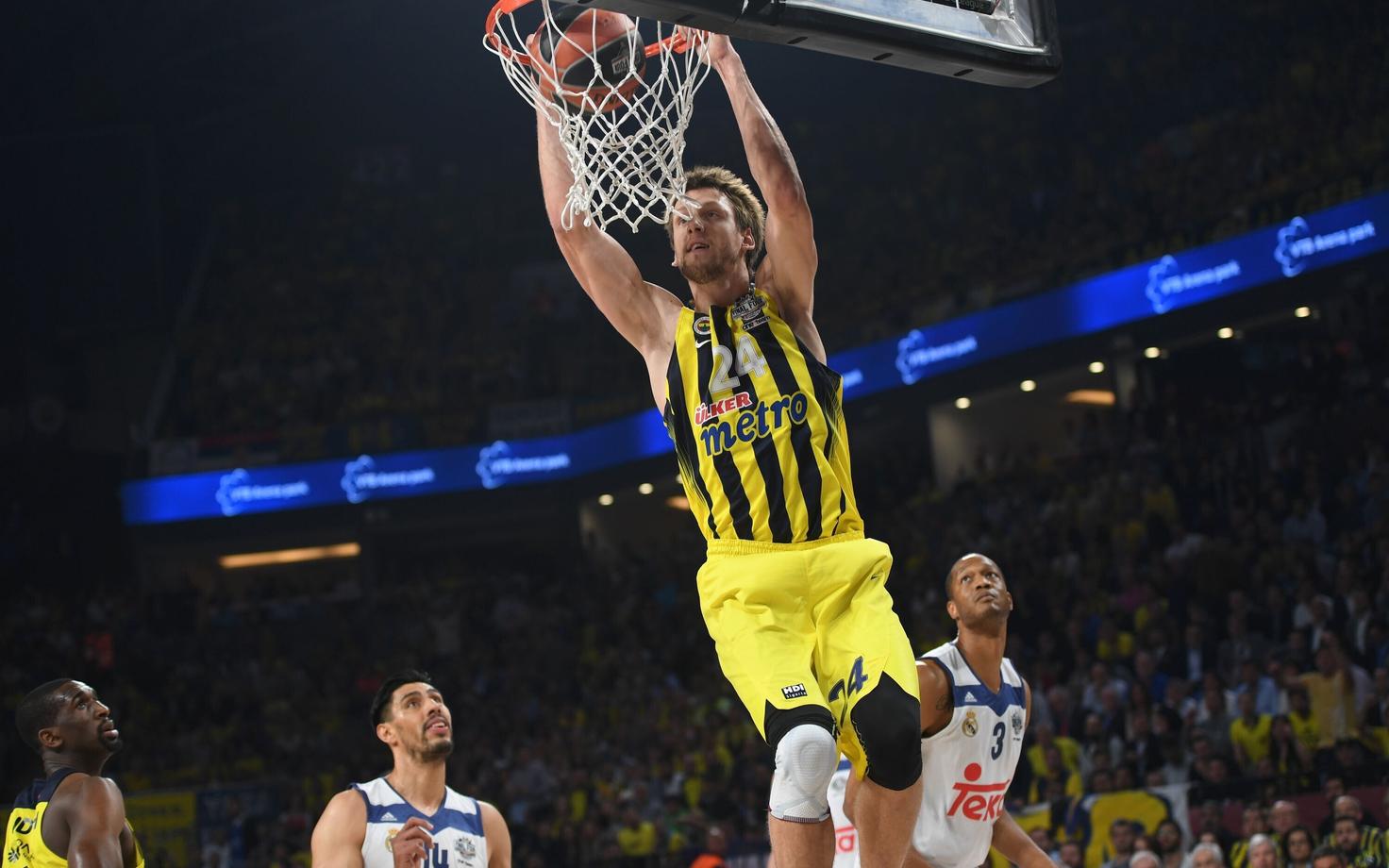 Jan Vesely (Fenerbahce)