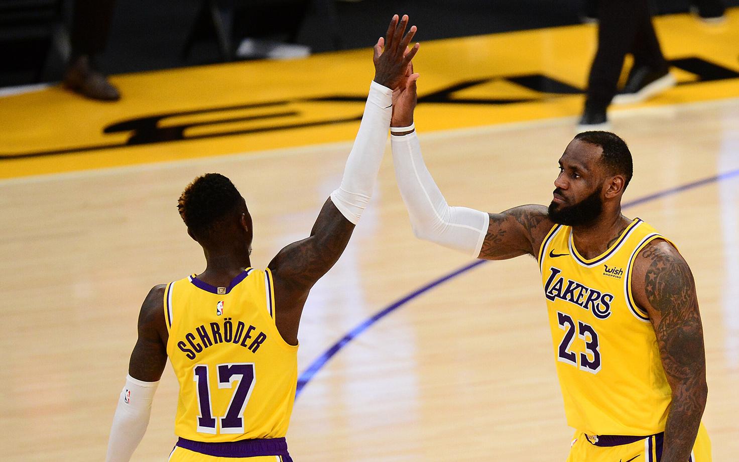 Dennis Schröder ja LeBron James