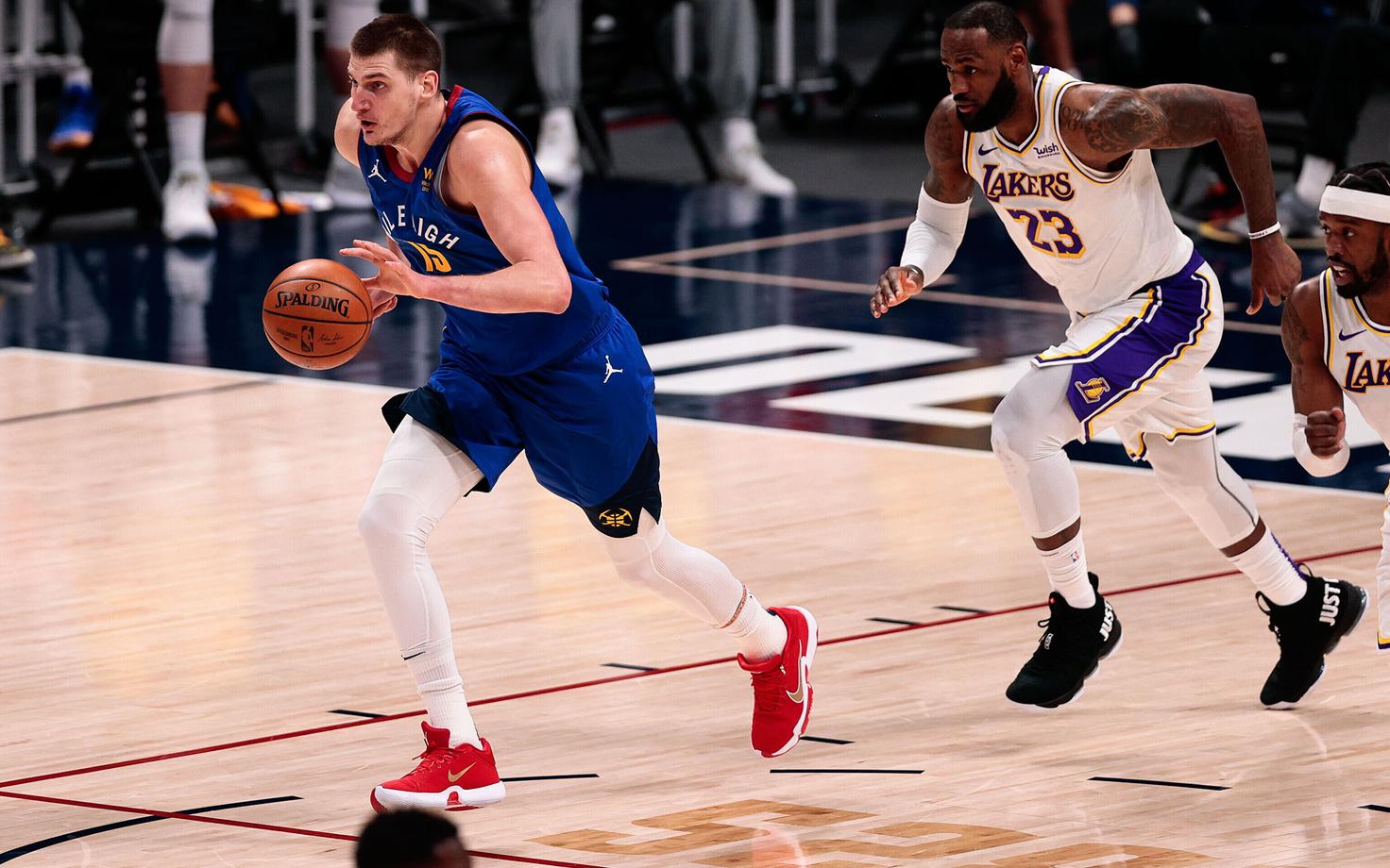 Nikola Jokic ja LeBron James